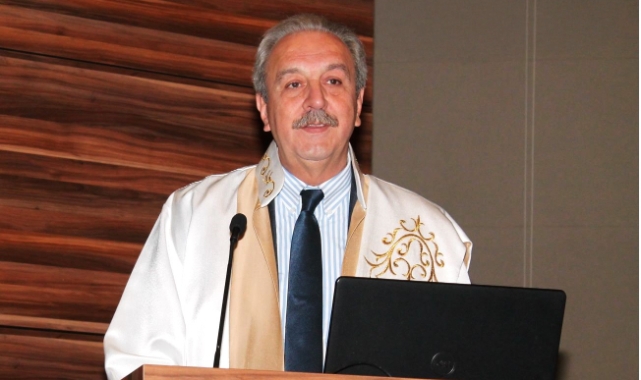 ÖZSOYLU’DAN CUMHURİYET BAYRAMI MESAJI