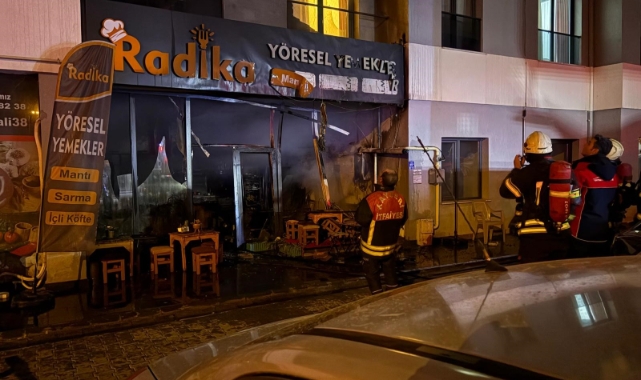 RESTORANDA ÇIKAN YANGIN KORKUTTU