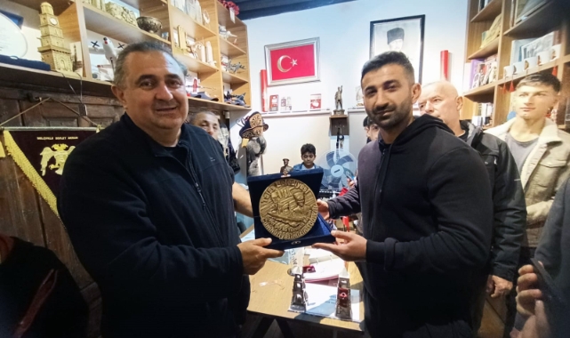 TALAS'IN 'ÇANAKKALE MÜZESİ'NDE 200 BİNİNCİ ZİYARETÇİ