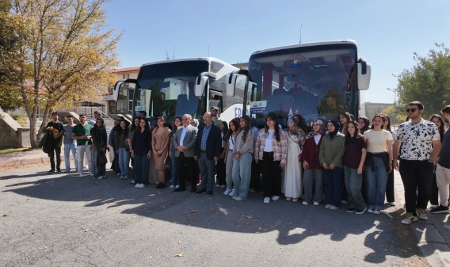 ÜNİVERSİTE ÖĞRENCİLERİ KAYSERİ'Yİ KEŞFEDİYOR