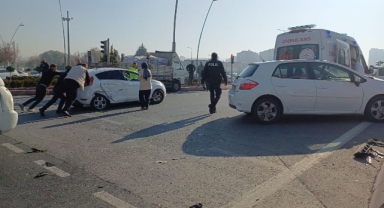 5 ARAÇ BİRBİRİNE GİRDİ