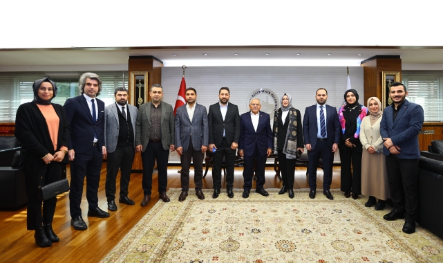 BÜYÜKKILIÇ, KAHRAMAN VE YÖNETİMİNİ AĞIRLADI