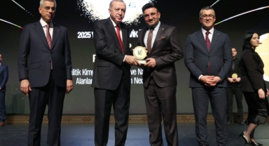 CUMHURBAŞKANI ERDOĞAN'DAN ERÜ'YE ÖDÜL