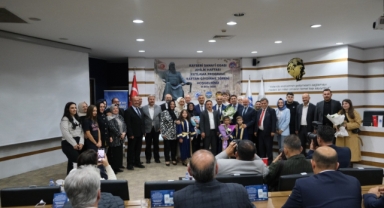 GÜLDÜOĞLU YILIN AHİSİ KAFTANINI GİYDİ