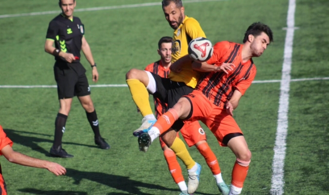 KOCASİNAN ŞİMŞEKSPOR EVİNDE GÜLDÜ