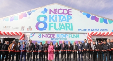 NİĞDE 8. KİTAP FUARI KAPILARINI AÇTI