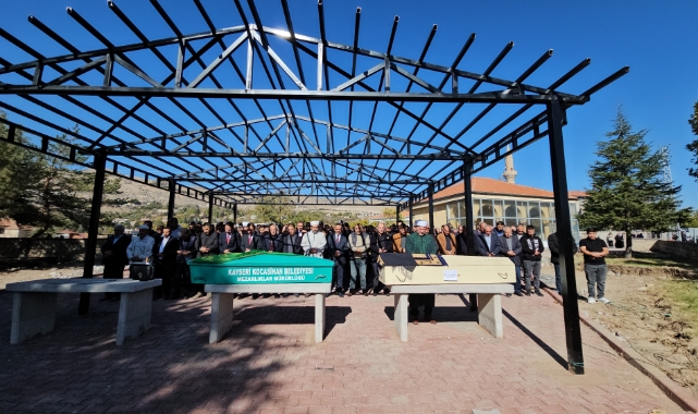 ÖĞRENCİ TOPRAĞA VERİLDİ