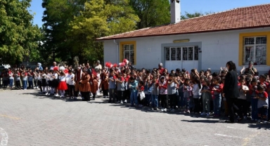 ÖĞRENCİLER TATİLE GİRDİ