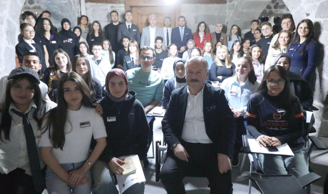 PALANCIOĞLU; MEKTEP MELİKGAZİ ÖĞRENCİLERİ İLE BİR ARAYA GELDİ