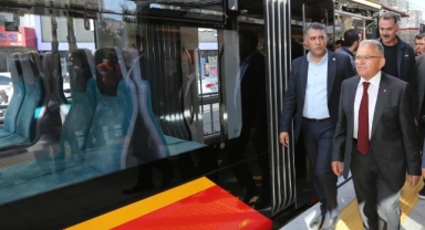 1 YILDA 90 SAAT ÜCRETSİZ TRAMVAY HİZMETİ