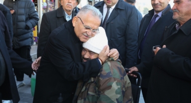 BÜYÜKKILIÇ'TAN 'ÖZEL HİZMET' VURGUSU