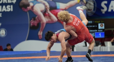 BÜYÜKLER GREKOROMEN GÜREŞ VE KADINLAR TÜRKİYE ŞAMPİYONASI SONA ERDİ