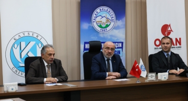 DİJİTAL GÖRSELLEŞTİRME VE TASARIM ARAÇLARI EĞİTİMİ TAMAMLANDI