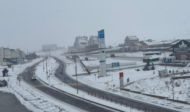 ERCİYES'TE KAR YAĞIŞI