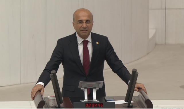 GENÇ’TEN MİKROFONU KAPATAN BOZDAĞ’A TEPKİ