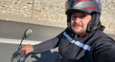 İDDİA UĞRUNA YOLA ÇIKTI, MOTOSİKLETİ İLE BİN KİLOMETREYİ AŞTI