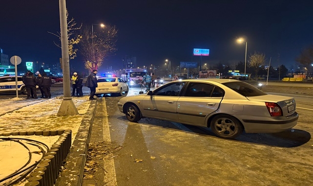 KAZADA 3 KİŞİ YARALANDI