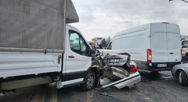 KAMYONET ORTALIĞI SAVAŞ ALANINA ÇEVİRDİ