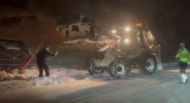 3 KİŞİ KURTARILDI