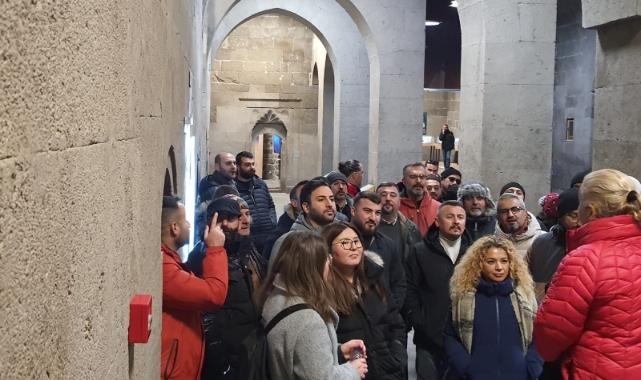 KAYSERİ BÜYÜKŞEHİR'İN YATIRIMLARI, NEVŞEHİRLİ REHBERLERİ HAYRAN BIRAKTI