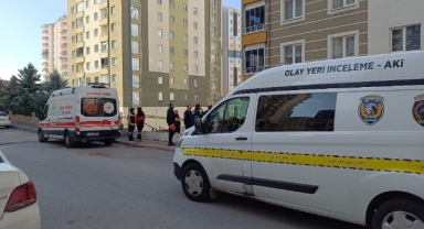 KAYSERİ'DE 8.KATTAN DÜŞEN KADIN ÖLDÜ