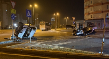 KAZADA 2 SÜRÜCÜ YARALANDI