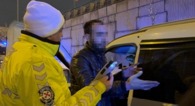 KAZALI ARAÇLA İLERLEDİ, ALKOL TESTİNİ REDDETTİ