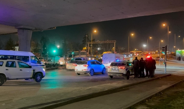 OTOMOBİLLE HARİF TİCARİ ARAÇ ÇARPIŞTI