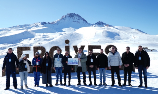 TÜRKİYE'DEKİ İLK TOPLANTI ERCİYES'TE