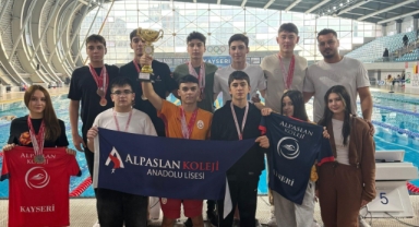 YÜZME GENÇLER İL BİRİNCİLİĞİ TAMAMLANDI