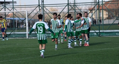 ZİRVEDE ŞEKERSPOR DAMGASI