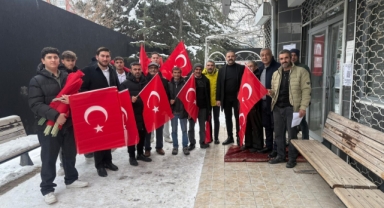 AY YILDIZA EL UZATANLARA KAYSERİ'DEN SERT MESAJ