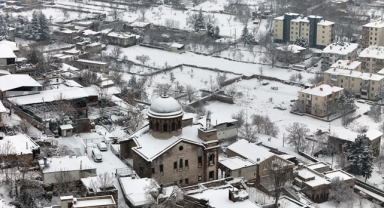 KAYSERİ'DE KAR YAĞIŞI ETKİLİ OLDU
