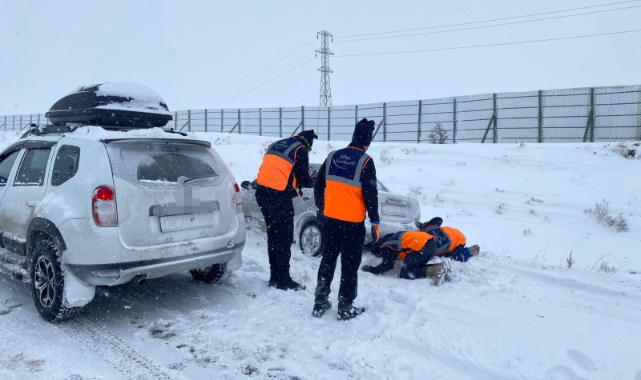 MAHSUR KALAN VATANDAŞLAR KURTARILDI