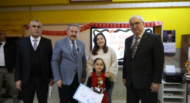 PALANCIOĞLU, ÖĞRENCİLERE KARNELERİNİ VERDİ