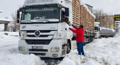 SÜRÜCÜLERE ÇORBA İKRAMI