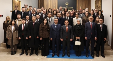 VALİ ÇİÇEK, HAKİM VE SAVCI YARDIMCILARIYLA BİR ARAYA GELDİ