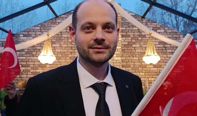 ALMAN DAMADIN TÜRK BAYRAĞI HASSASİYETİ