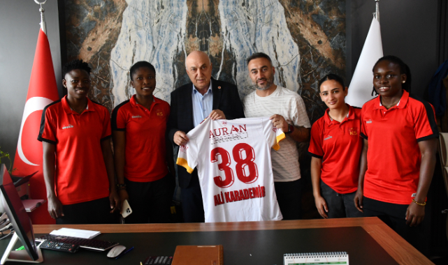 BAŞKAN KARADEMİR'E TEŞEKKÜR ZİYARETİ