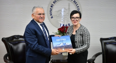 BÜYÜKKILIÇ, AVUSTURYA'NIN ANKARA BÜYÜKELÇİSİ JUEN'İ AĞIRLADI