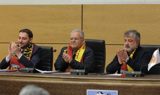 BÜYÜKKILIÇ, KAYSERİSPOR OLAĞANÜSTÜ GENEL KURULU'NA KATILDI