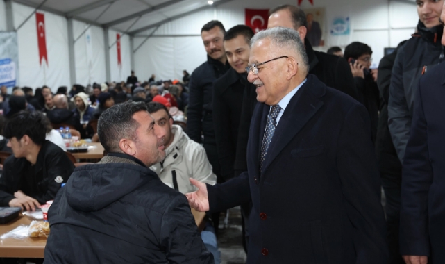 BÜYÜKKILIÇ'TAN "KARDEŞLİK" TABLOSU