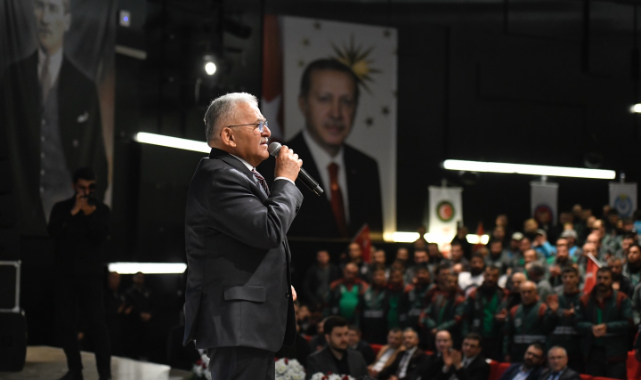 BÜYÜKKILIÇ, TOPLU İŞ SÖZLEŞME TÖRENİ'NDE, PERSONELİN SEVİNCİNE ORTAK OLDU