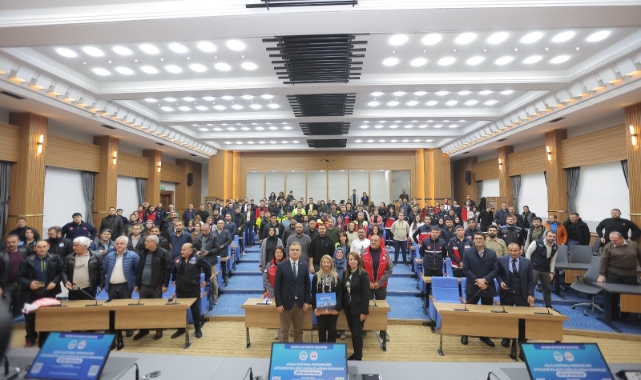 BÜYÜKŞEHİR'DEN "AFETLERDE BULAŞICI HASTALIKLARDAN KORUNMA" EĞİTİMİ