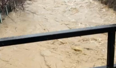 DEVELİ'DE AŞIRI YAĞIŞ SELE NEDEN OLDU