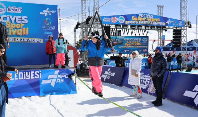 ERCİYES KIŞ SPOR FESTİVALİ'NE BİNLERCE KATILIM