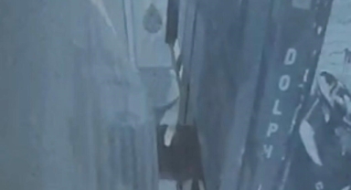 FORKLİFTLİ HIRSIZ KAMERADA