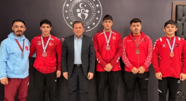 GÜREŞ VE HALTER ŞAMPİYONLARINDAN KABAKCI'YA ZİYARET