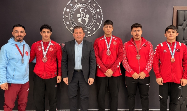 GÜREŞ VE HALTER ŞAMPİYONLARINDAN KABAKCI'YA ZİYARET