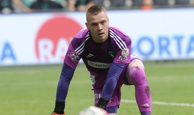 JOVANOVİC TEDAVİSİ İÇİN ÜLKESİNE GİTTİ